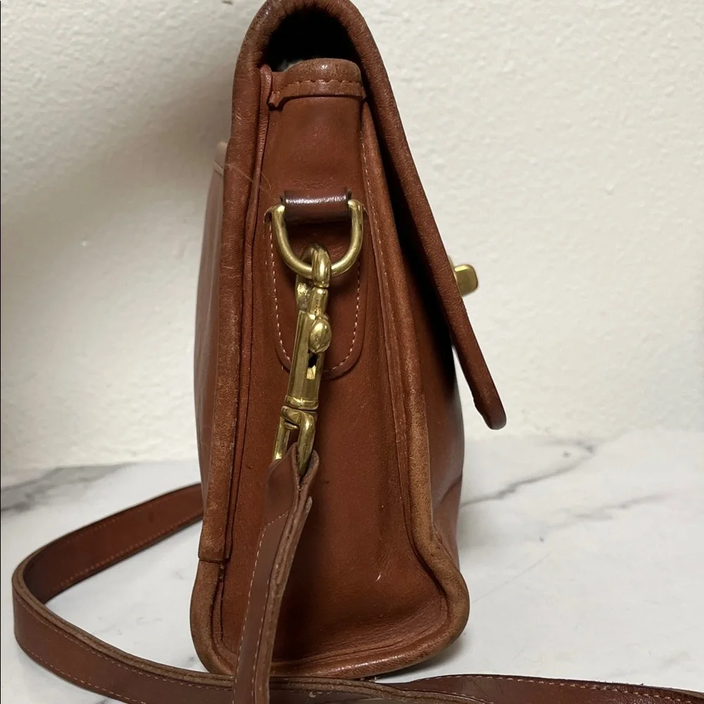 Coach Vintage Chestnut Brown Leather Satchel with Turnlock Hardware